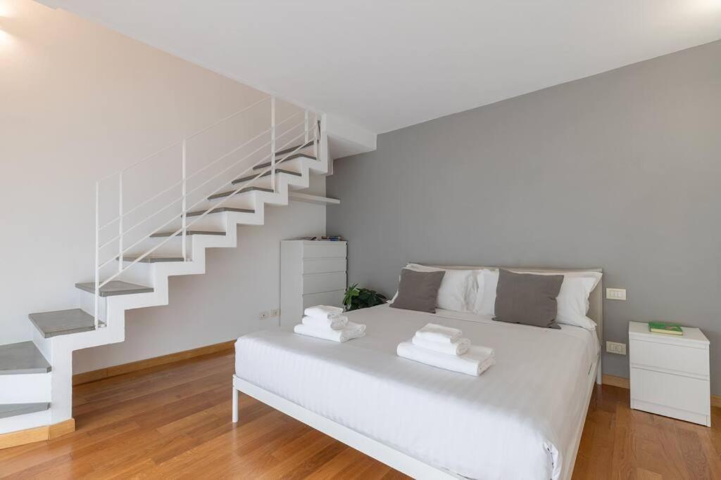 Ammirato Duplex In ฟลอเรนซ์ ภายนอก รูปภาพ