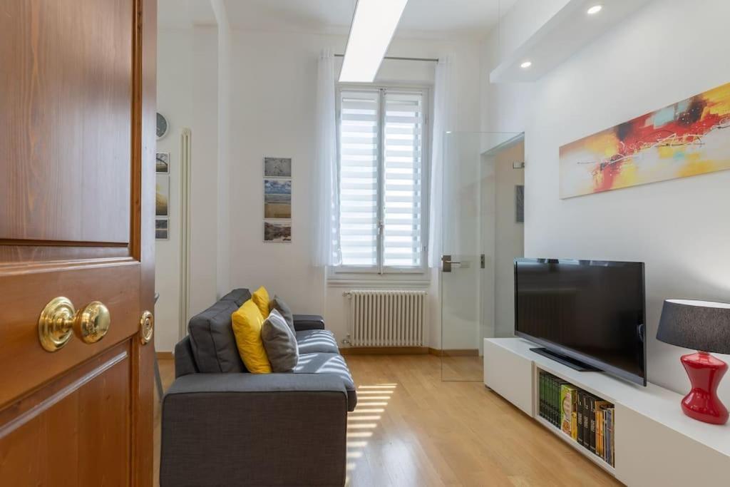Ammirato Duplex In ฟลอเรนซ์ ภายนอก รูปภาพ